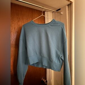 DEFROST crop top crewneck, size medium